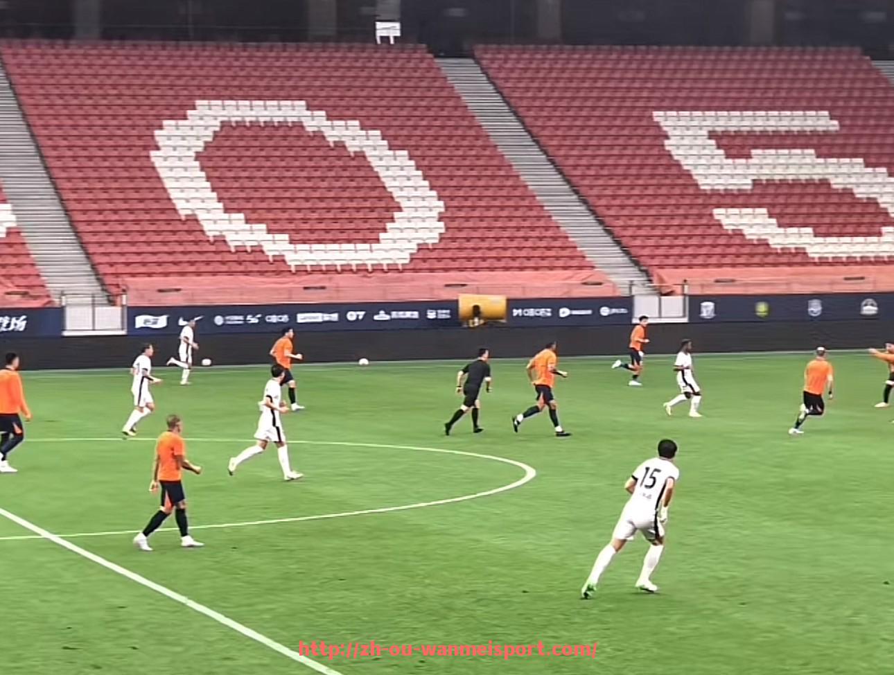 完美体育app-英超球员年龄限制规定及人才培养影响